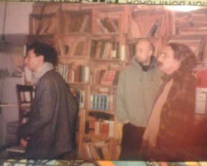 1996--foto--librería daviko .jpg